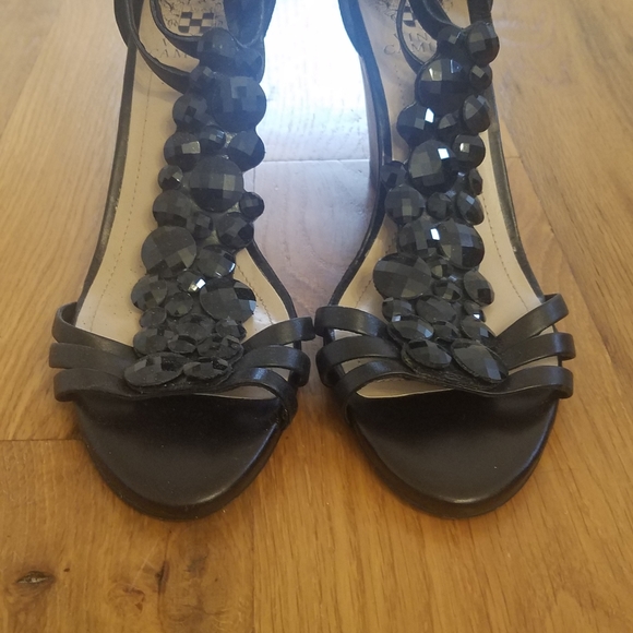 Vince Camuto Beaded wedge sandals - Picture 2 of 6